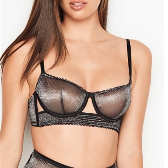 Victoria Secret Bra - Picture 1 of 2
